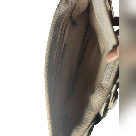 Ann Taylor Toupe, gray clutch - Picture 5 of 5